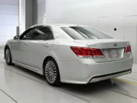 Toyota CROWN лот № 30025 оценка 3.5  с аукциона в Японии 5
