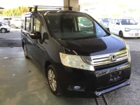 Honda STEP WAGON лот № 7001 оценка 3  с аукциона в Японии 2