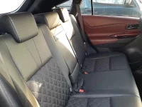 Toyota HARRIER лот № 30028 оценка 4  с аукциона в Японии 10