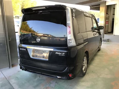 Nissan SERENA  с аукциона в Японии