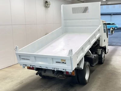 Isuzu ELF  с аукциона в Японии