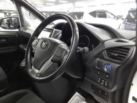 Toyota NOAH лот № 30032 оценка 3.5  с аукциона в Японии 8