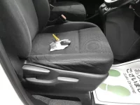 Toyota NOAH лот № 30032 оценка 3.5  с аукциона в Японии 9