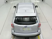 Subaru FORESTER лот № 30035 оценка 4  с аукциона в Японии 7