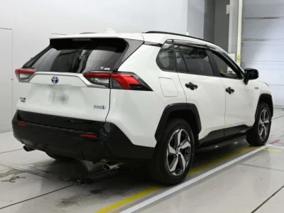 Toyota RAV4  с аукциона в Японии