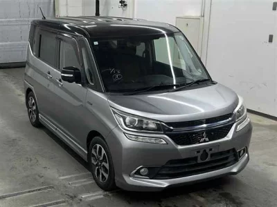 Mitsubishi DELICA D2