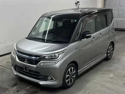 Mitsubishi DELICA D2