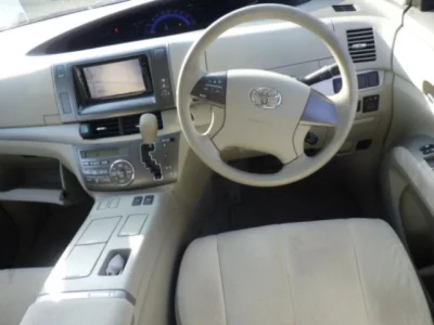 Toyota ESTIMA HYBRID