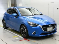 Mazda DEMIO лот № 30038 оценка 4  с аукциона в Японии 4