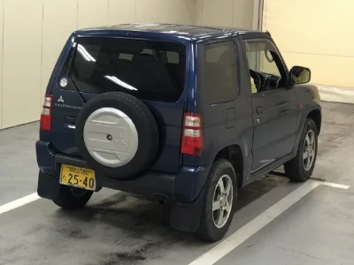 Mitsubishi PAJERO MINI