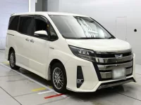 Toyota NOAH лот № 30039 оценка 3.5  с аукциона в Японии 4