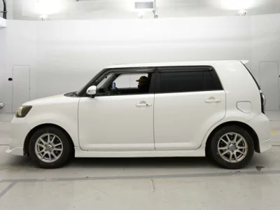 Toyota COROLLA RUMION