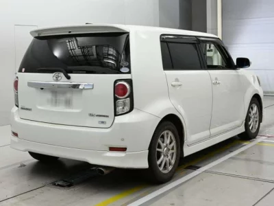 Toyota COROLLA RUMION