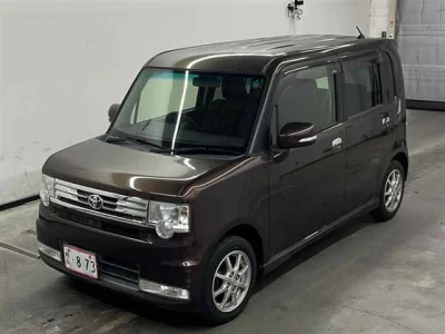 Toyota PIXIS SPACE