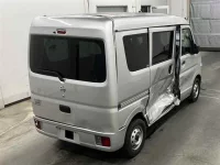 Nissan CLIPPER VAN лот № 80070 оценка X  с аукциона в Японии 4