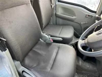 Nissan CLIPPER VAN лот № 80070 оценка X  с аукциона в Японии 6