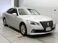 Toyota CROWN лот № 30048 оценка R  с аукциона в Японии 4