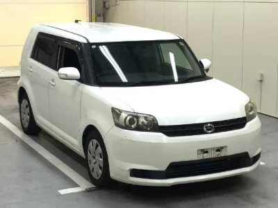 Toyota COROLLA RUMION