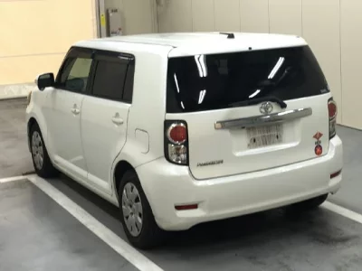 Toyota COROLLA RUMION