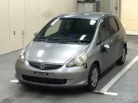 Honda FIT лот № 3712 оценка 3.5  с аукциона в Японии 2