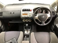 Honda FIT лот № 3712 оценка 3.5  с аукциона в Японии 4