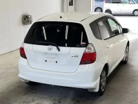 Honda FIT лот № 3014 оценка R  с аукциона в Японии 1