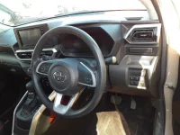 Toyota RAIZE лот № 30054 оценка R  с аукциона в Японии 8