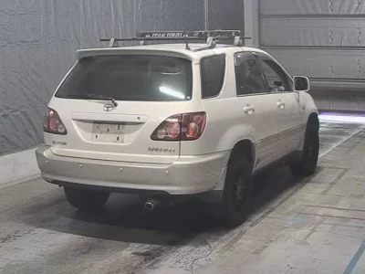 Toyota HARRIER  с аукциона в Японии