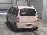 Daihatsu MIRA лот № 749 оценка 3.5  с аукциона в Японии 7