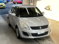 Suzuki SWIFT лот № 3023 оценка 3.5  с аукциона в Японии 3