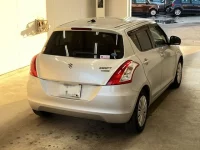 Suzuki SWIFT лот № 3023 оценка 3.5  с аукциона в Японии 1