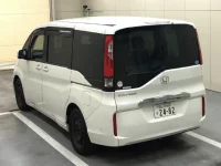 Honda STEP WAGON лот № 3721 оценка R  с аукциона в Японии 1