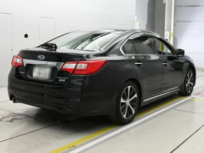 Subaru LEGACY B4