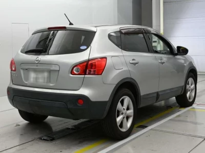 Nissan DUALIS  с аукциона в Японии