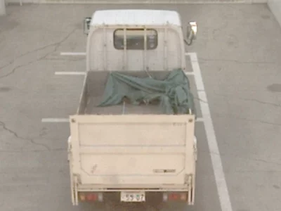 Isuzu ELF  с аукциона в Японии