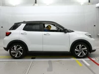 Toyota RAIZE лот № 30070 оценка R  с аукциона в Японии 2