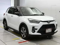 Toyota RAIZE лот № 30070 оценка R  с аукциона в Японии 4