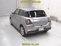 Suzuki SWIFT лот № 60167 оценка 5  с аукциона в Японии 1