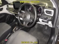 Suzuki SWIFT лот № 60167 оценка 5  с аукциона в Японии 2