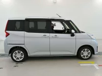 Toyota ROOMY лот № 36220 оценка 4  с аукциона в Японии 2