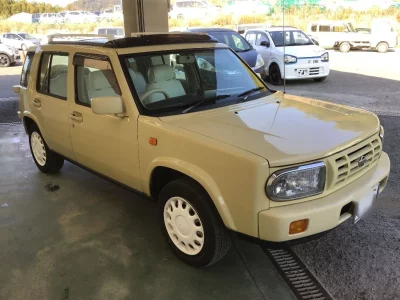 Nissan RASHEEN