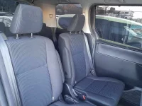 Toyota NOAH лот № 30073 оценка 3.5  с аукциона в Японии 10