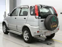 Toyota CAMI лот № 90088 оценка 3  с аукциона в Японии 5