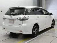 Toyota WISH лот № 30075 оценка 3  с аукциона в Японии 1