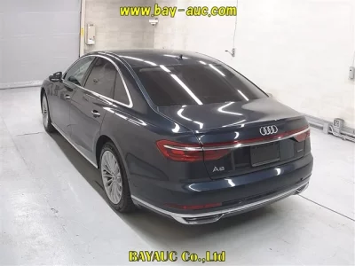 Audi A8  с аукциона в Японии