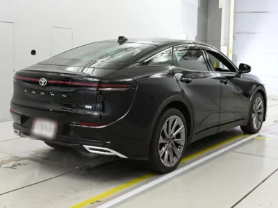 Toyota CROWN CROSSOVER