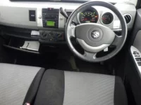 Suzuki WAGON R лот № 8263 оценка 3  с аукциона в Японии 2