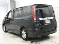 Toyota NOAH лот № 30083 оценка 3.5  с аукциона в Японии 5
