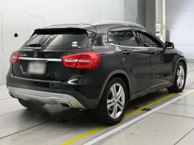 Mercedes-Benz GLA CLASS