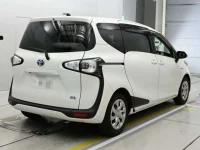 Toyota SIENTA лот № 30089 оценка 4.5  с аукциона в Японии 1